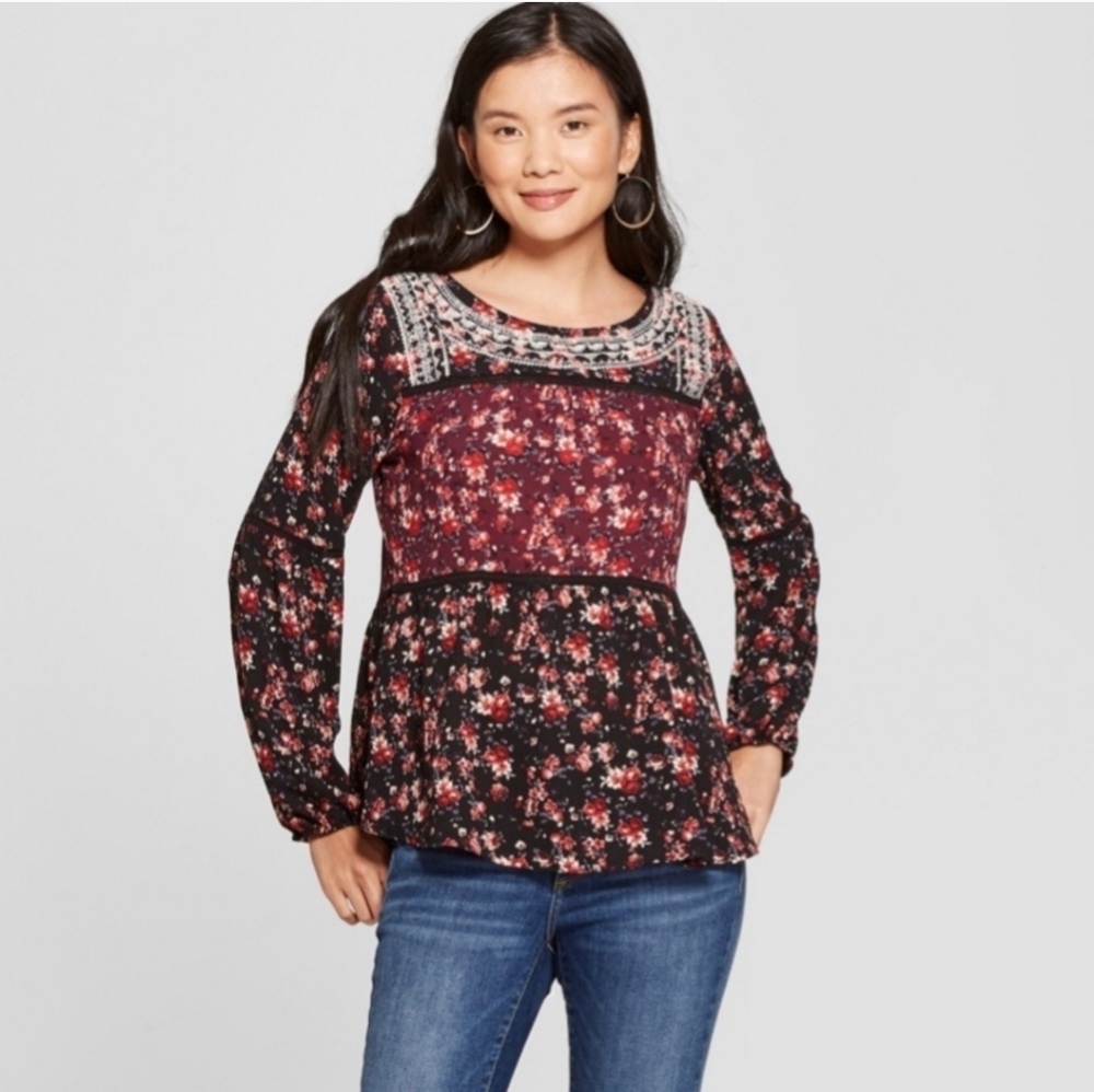 Knox Rose Floral Embroidered Tiered Relaxed Fit Peasant Top Blouse Womens Small - Picture 2 of 12